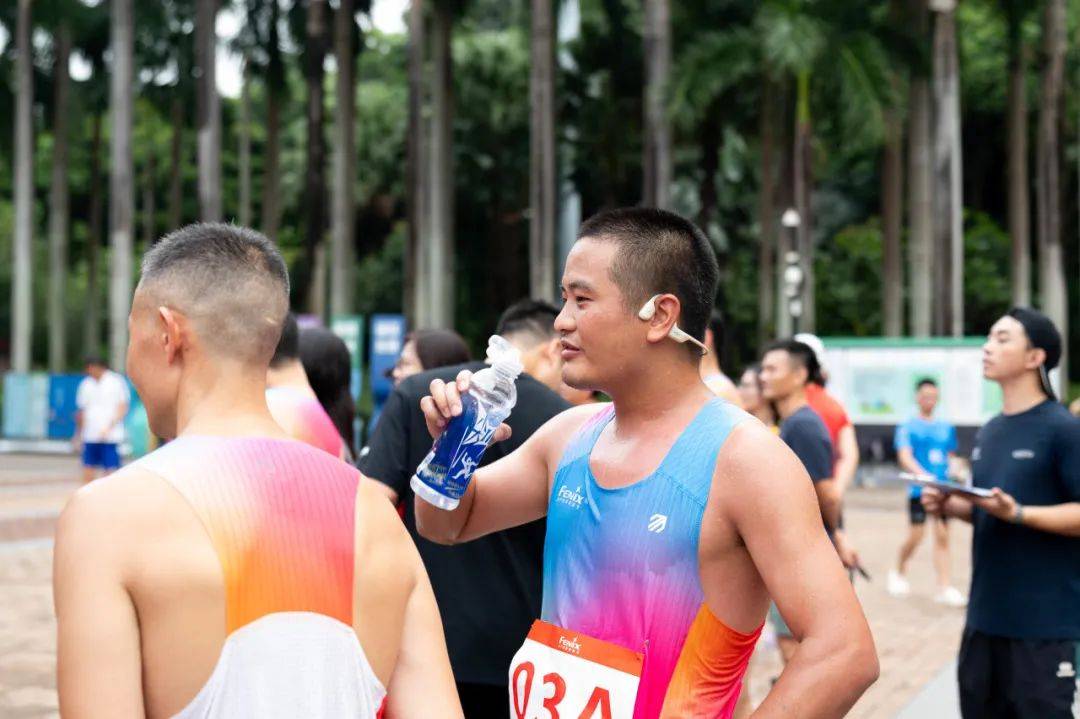 关于全国马拉松接力赛，团队奋战共创佳绩的信息