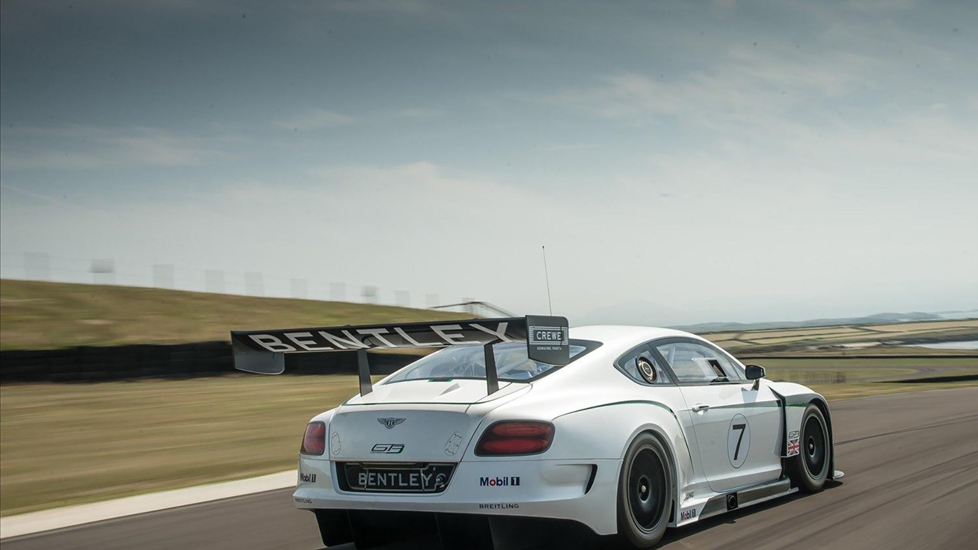 纪录挑战:哪些球员最有可能本赛季打破历史纪录?,本赛季进步最大的球员