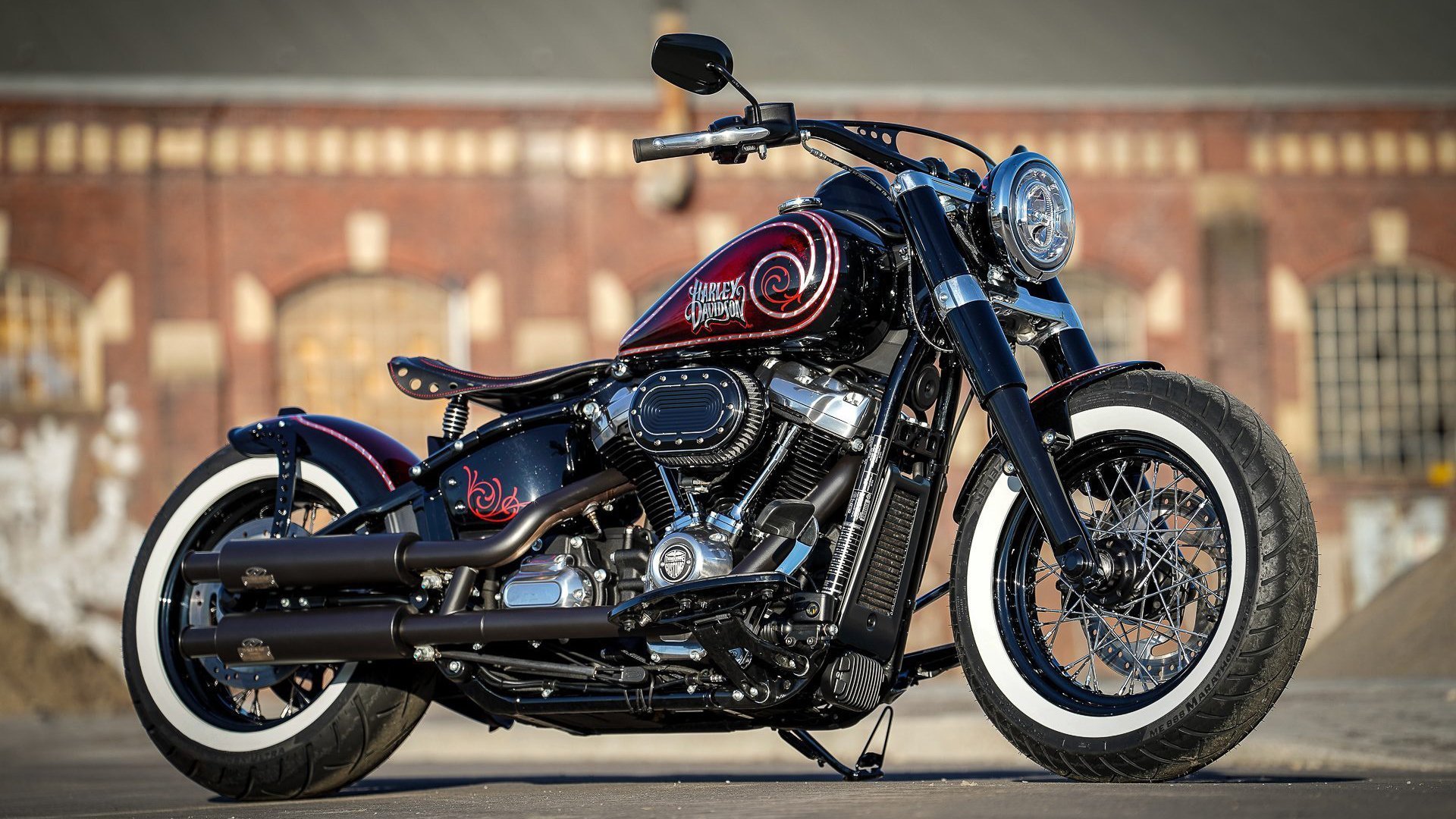 突发体操吊环断裂选手惊险落地，体操吊环标准尺寸