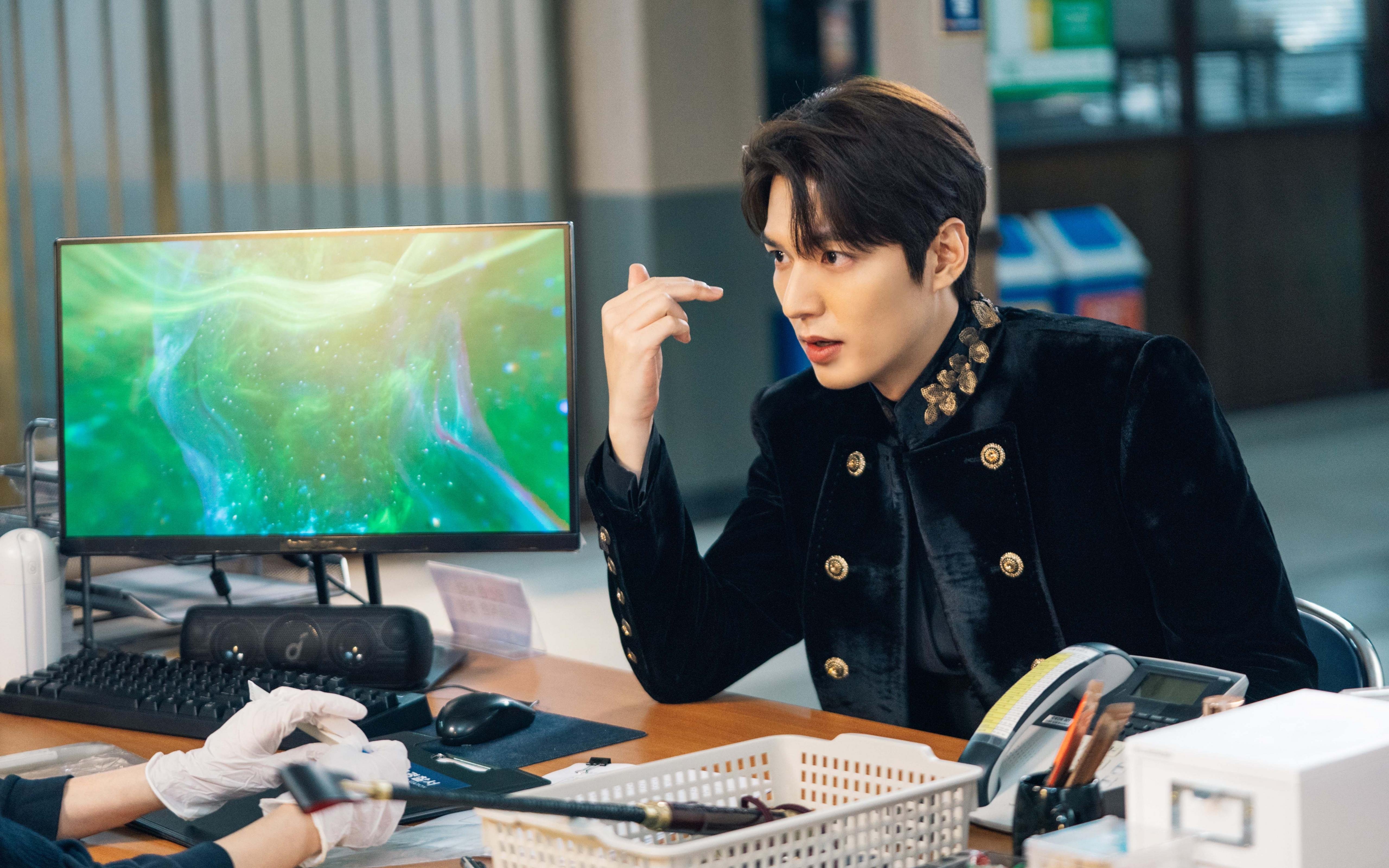 NBA赛季抢断数据深度挖掘，nba抢断总数记录目前有哪位传奇巨星所保持